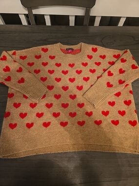 Vince Camuto Tan Crewneck Sweater with Red Heart Pattern